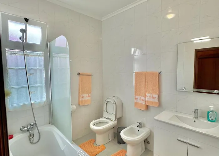 בית נופש Moradia Abreu