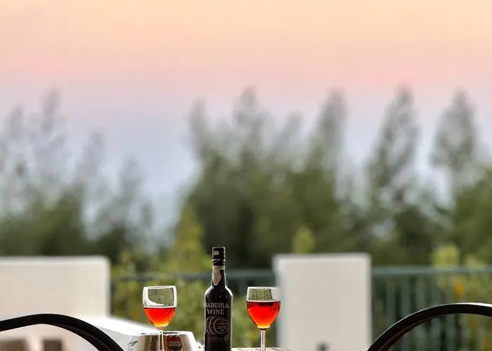 Moradia Abreu * סנטה קרוז