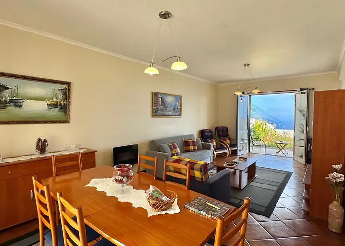 בית נופש Moradia Abreu